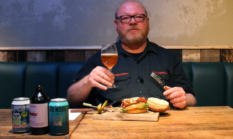 Bier en hamburgers combineren